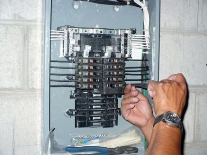 electricistas Azuqueca de Henares 24h, profesionales econ&oacute;micos 